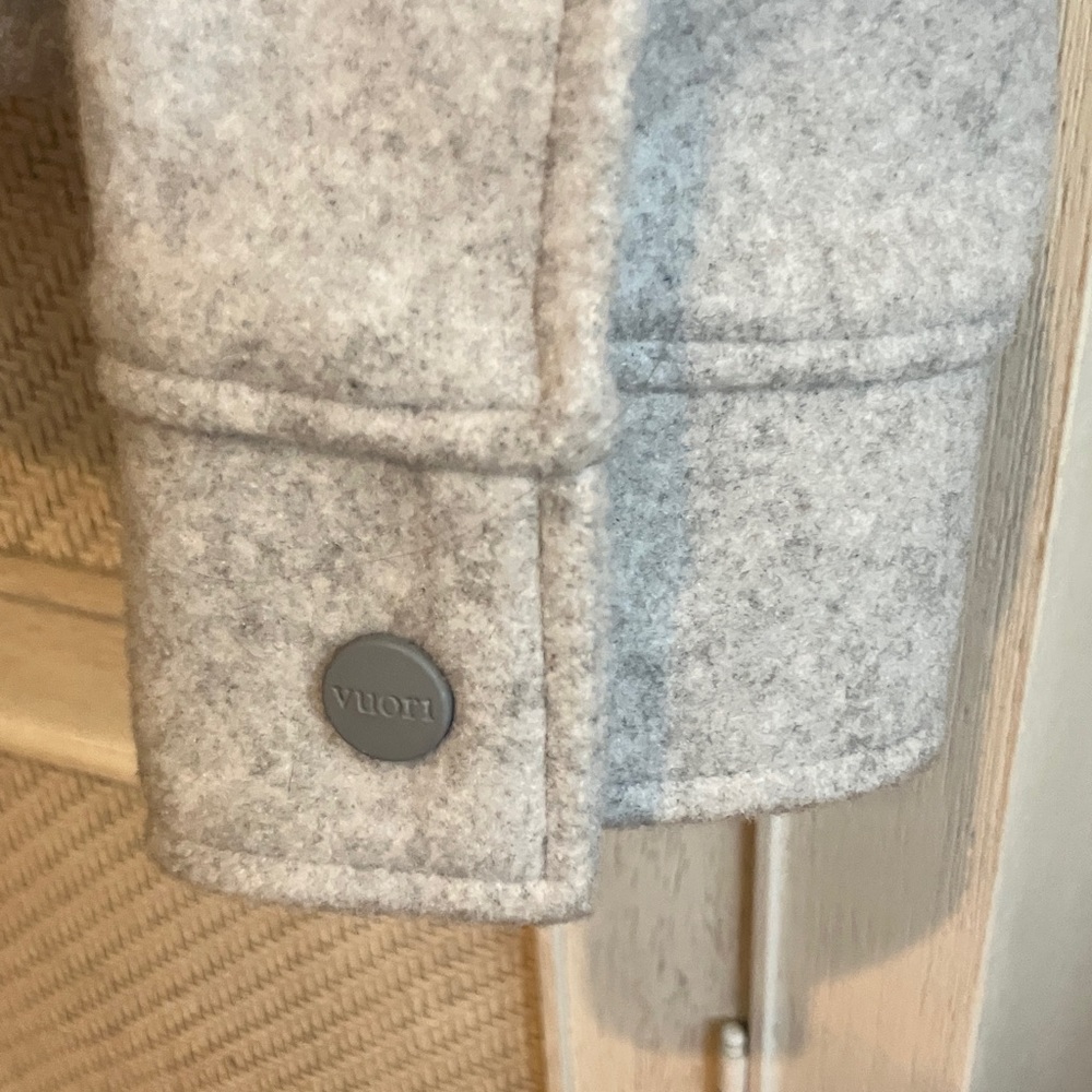 Vuori Jacket Medium - Picture 7 of 7